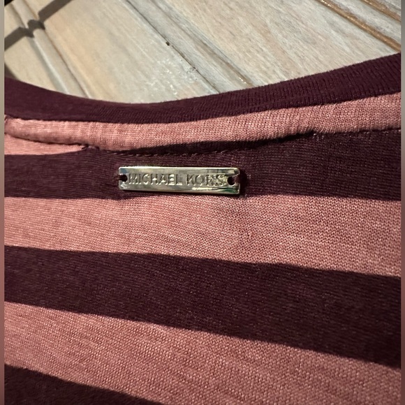 Michael Kors Pink & Burgundy Flowing Long Sleeve Blouse Top Stripped Embellish - Picture 7 of 7